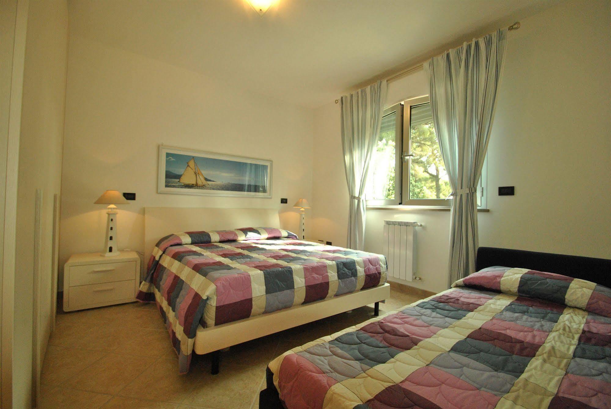 Residenza Venus Apartment Castiglioncello Bagian luar foto