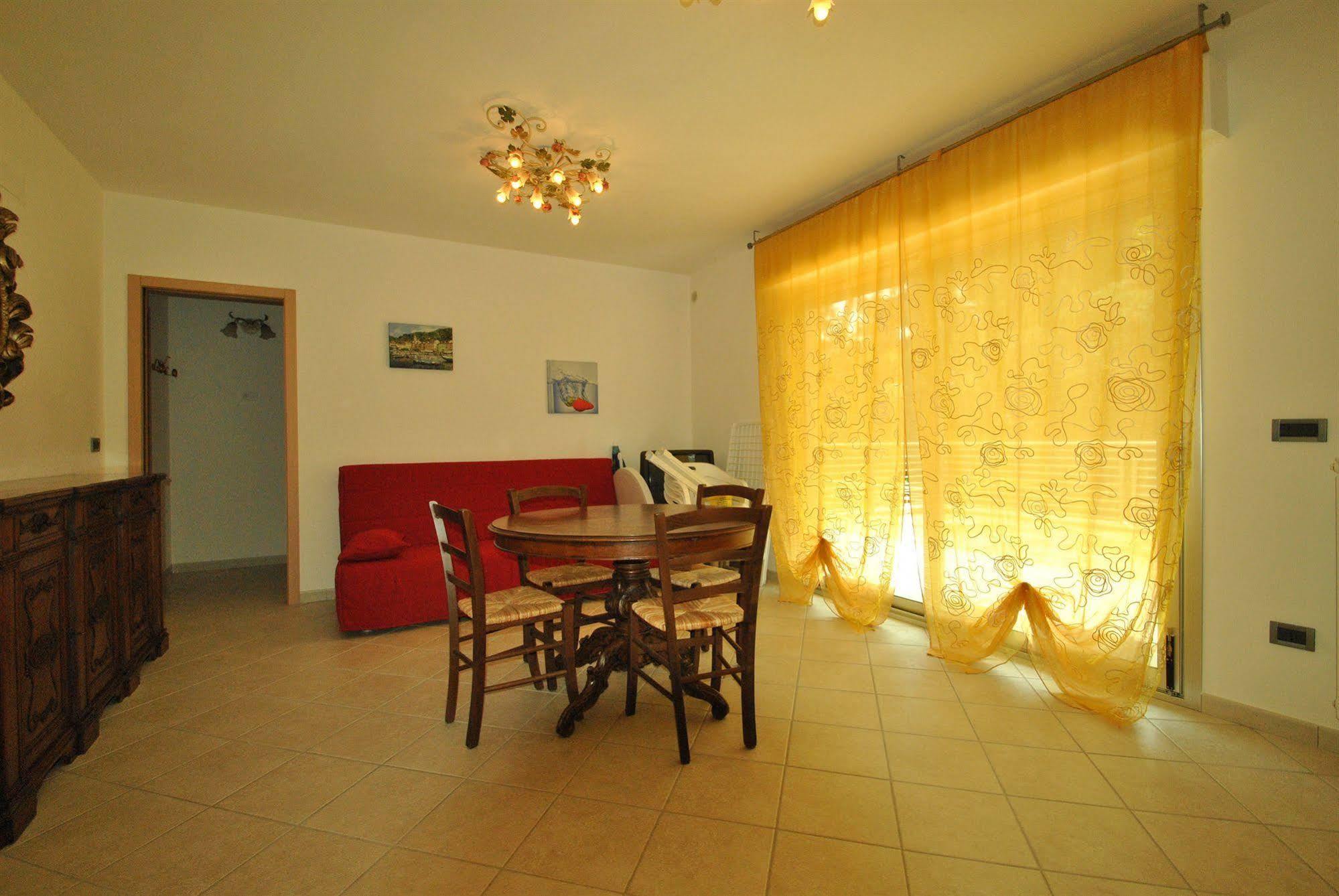 Residenza Venus Apartment Castiglioncello Bagian luar foto