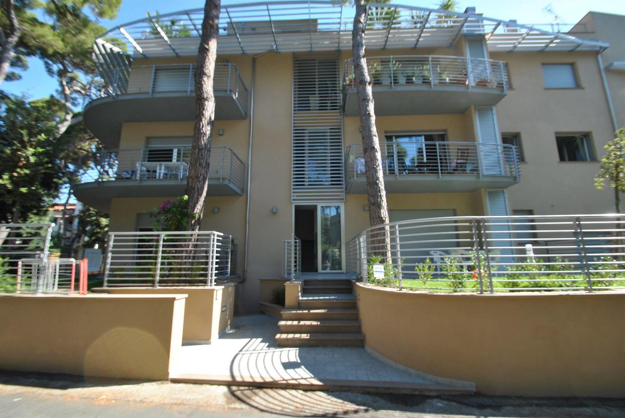 Residenza Venus Apartment Castiglioncello Bagian luar foto
